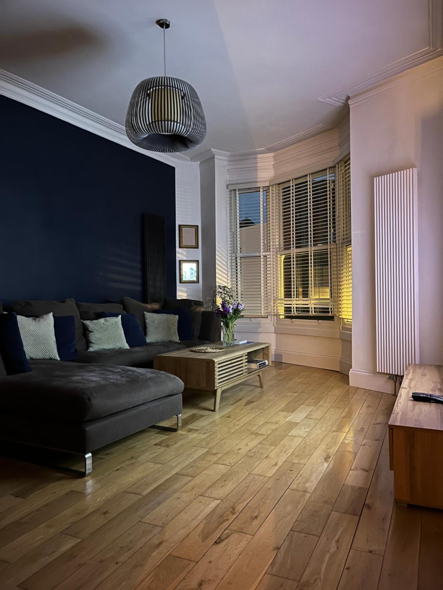 The Clock Tower Apartment - Spacious, Modern, 2 Bed Room Apartment , Southsea With Free Parking - Sleeps 4 Portsmouth Esterno foto